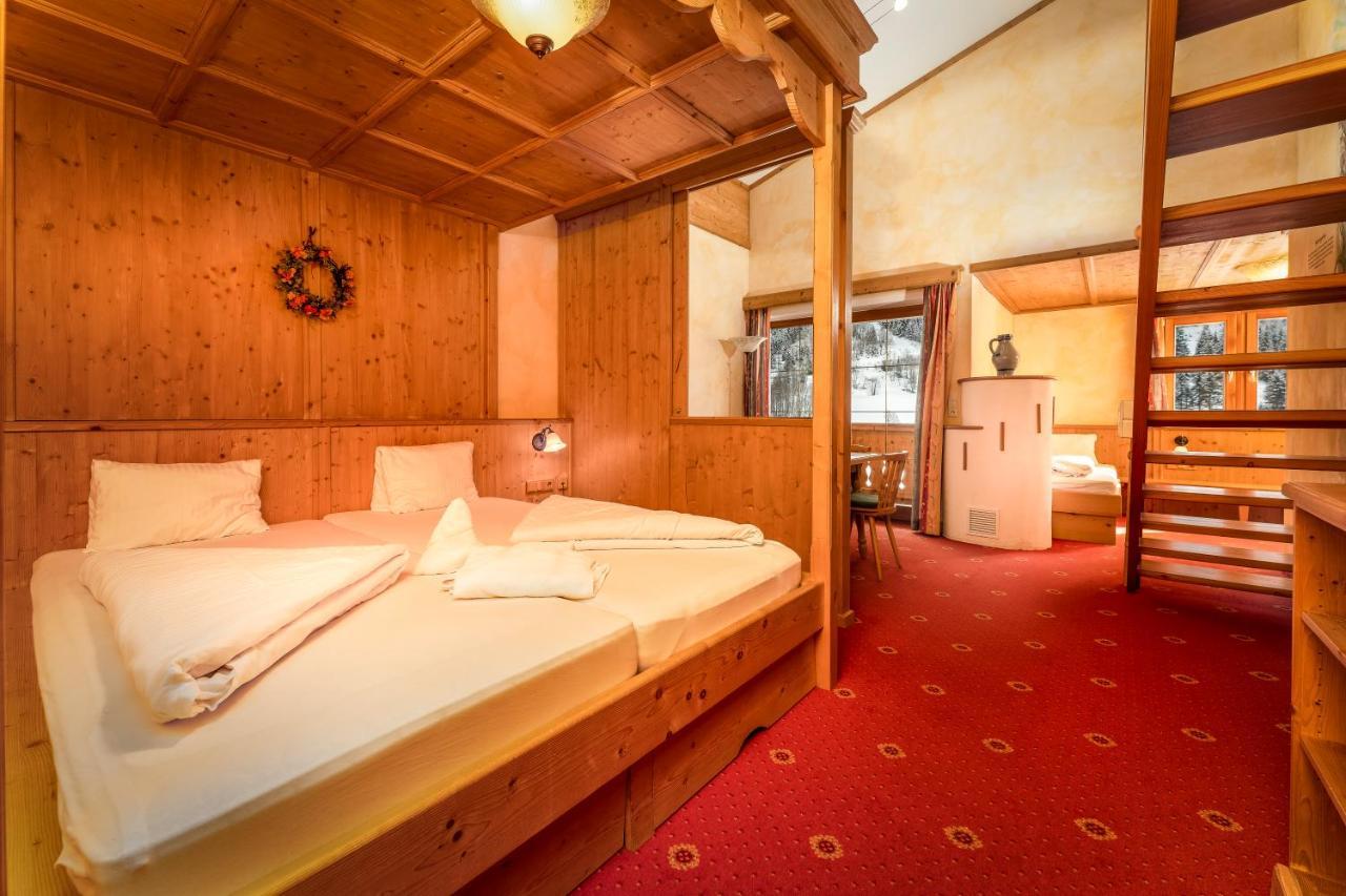 Alfaierhof-Bergheimat Hotell Gschnitz Exteriör bild