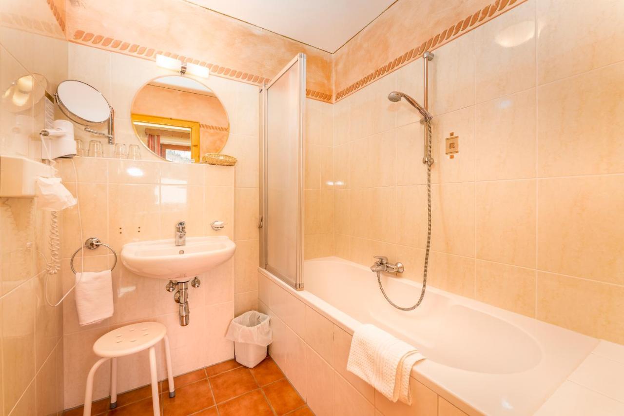 Alfaierhof-Bergheimat Hotell Gschnitz Exteriör bild