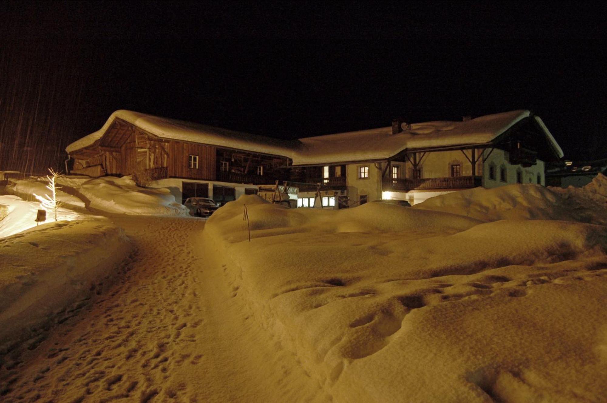 Alfaierhof-Bergheimat Hotell Gschnitz Exteriör bild